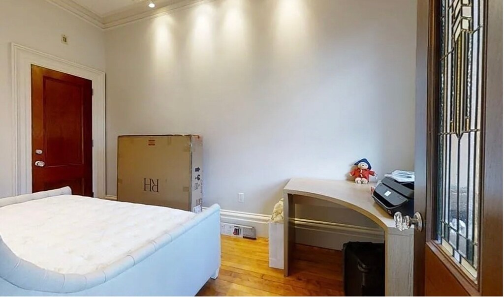 Building Photo - 127 Marlborough St