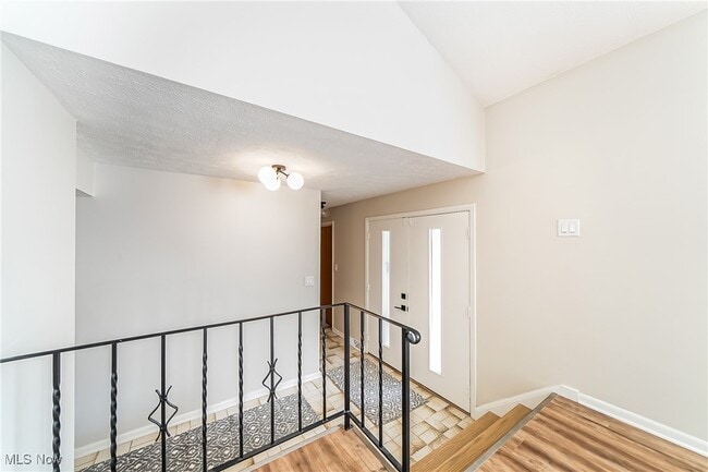 Building Photo - 1682 Mendelssohn Dr