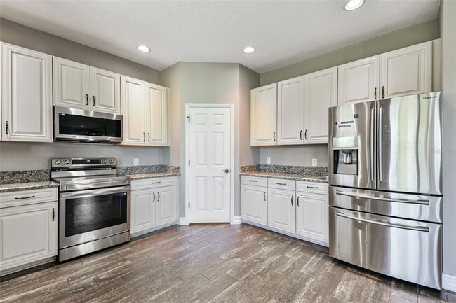 Building Photo - 33181 Shadow Branch Ln