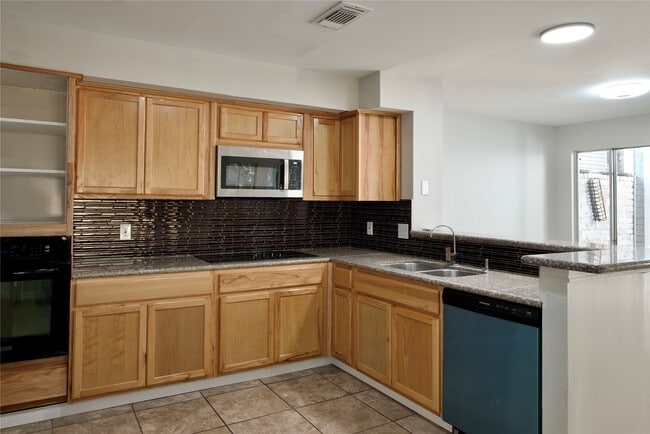 Building Photo - 4703 Cashel Glen Dr