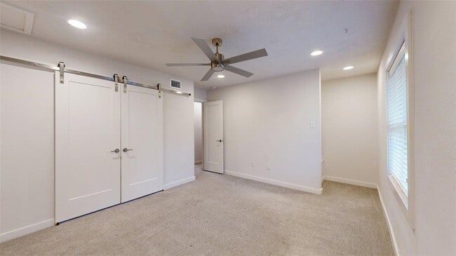 Building Photo - 505 Boyett St