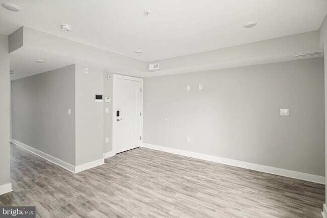 Building Photo - 1443 N 8th St