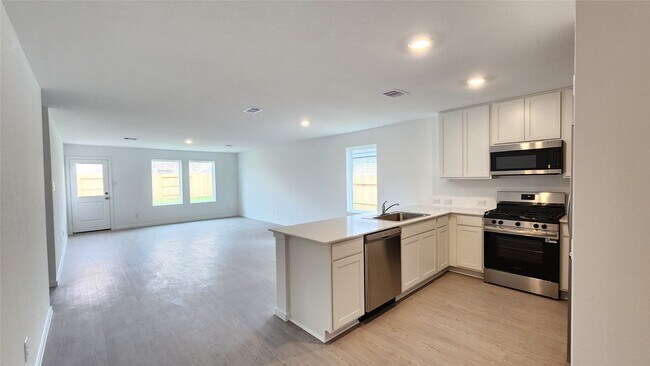 Building Photo - 16218 Rustic Pr Dr