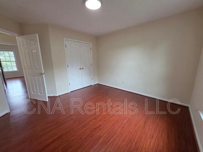 Building Photo - 1713 Paramore Pl NE