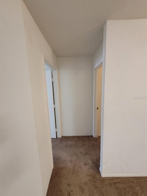 Building Photo - 5914 Willow Ridge Dr