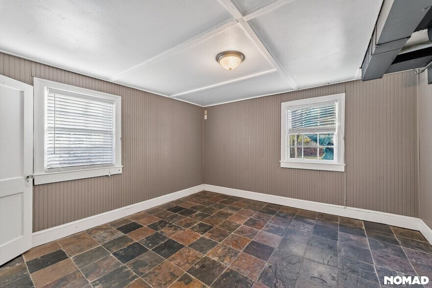 Building Photo - 821 Onslow St