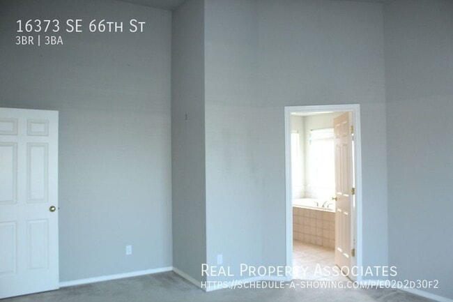 Building Photo - 16373 SE 66th St