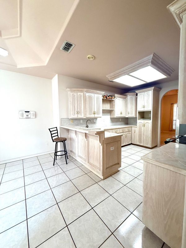 Building Photo - 3904 San Rodrigo