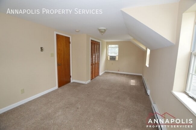 Building Photo - 536 Tepper Rd
