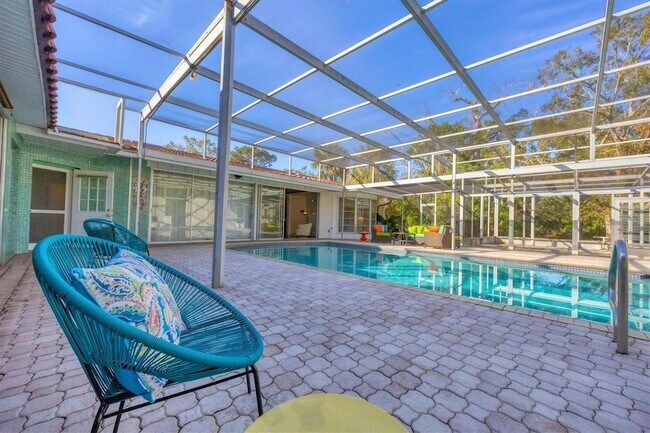 Building Photo - 2605 Desoto Rd