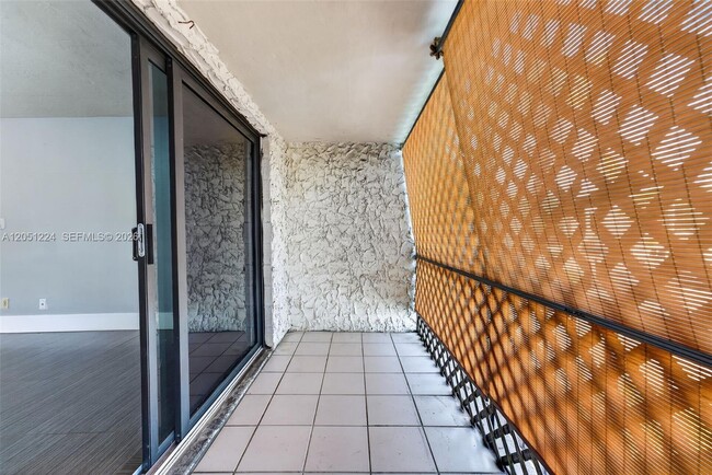 Building Photo - 8701 SW 141st St