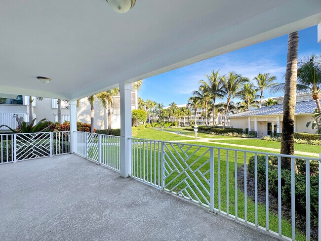 Building Photo - 312 Bay Colony Dr N