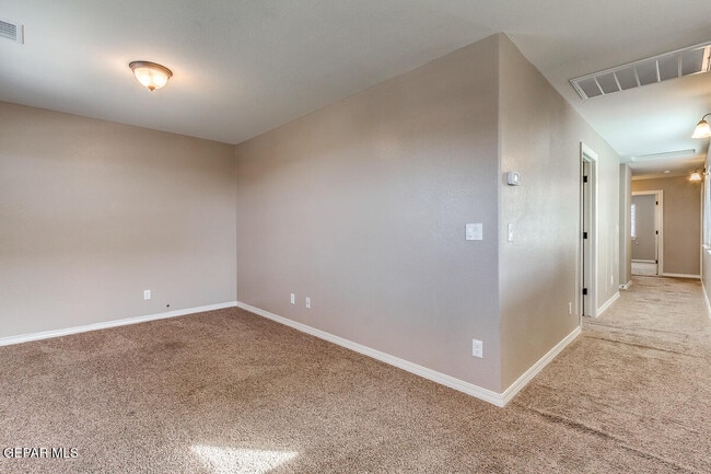 Building Photo - 12664 Paseo Rae Ave