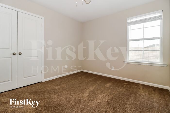 Building Photo - 569 Merrywood Dr