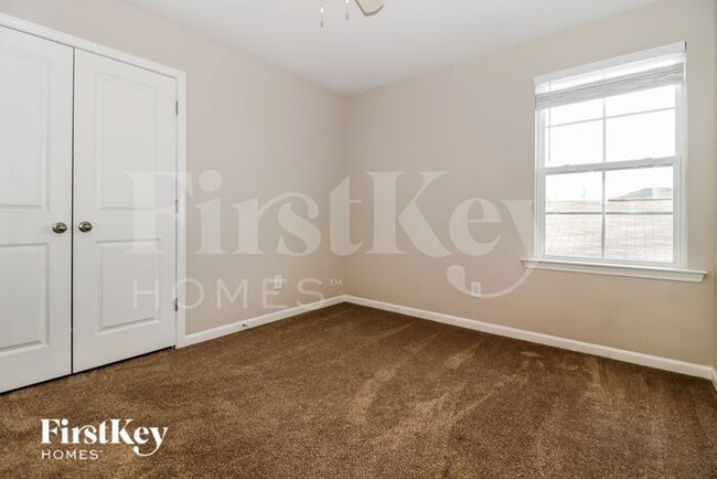 Building Photo - 569 Merrywood Dr