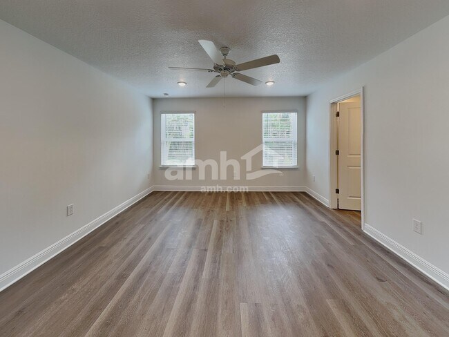 Building Photo - 4823 Rio Grande Cv