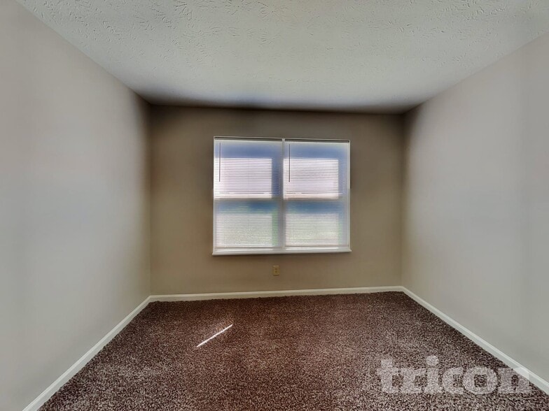 Building Photo - 1809 Woodstream Ct