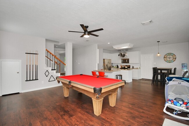 Building Photo - 2322 Lord Nelson Dr