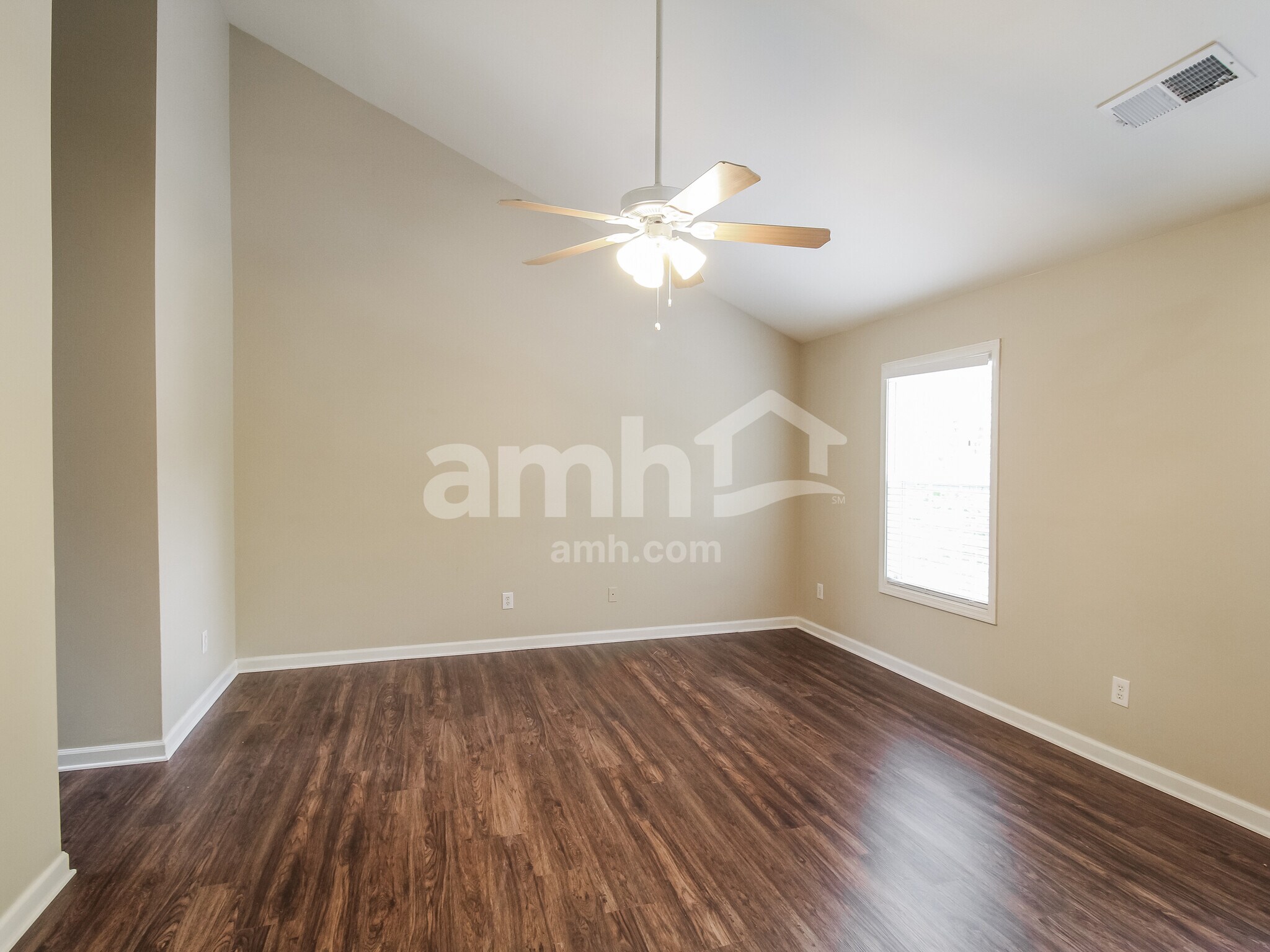 Building Photo - 962 Garden Meadows Cir