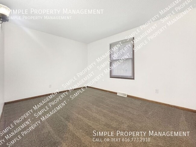 Building Photo - 2666 Randall Ave NW