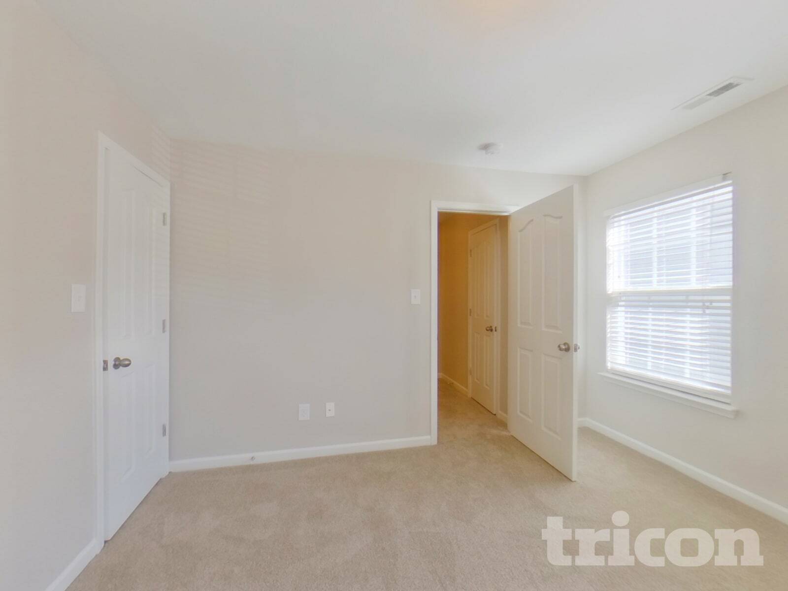 Building Photo - 2558 Fiddlers Glenn Dr