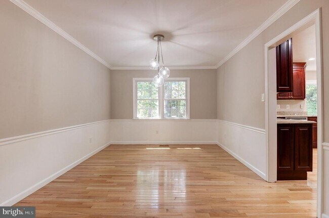 Building Photo - 12227 Ox Hill Rd