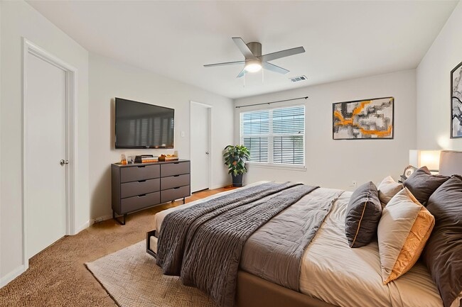 Building Photo - 6523 Mildenhall Ct