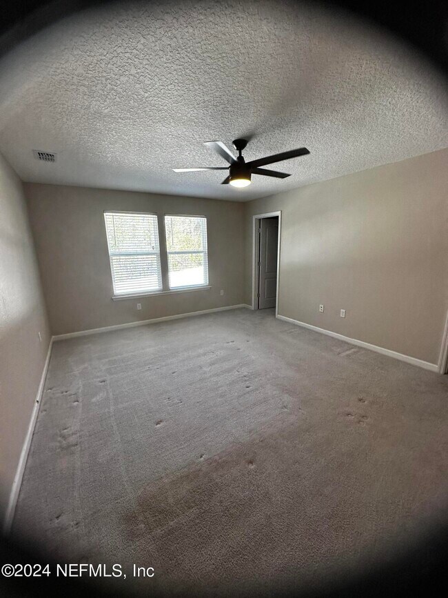 Building Photo - 7371 Palm Hills Dr