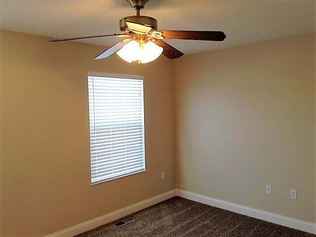 Building Photo - 153 Union Ridge Dr