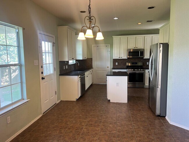 Building Photo - 1318 Willow Bluff Dr