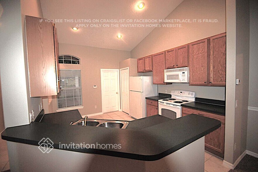 Building Photo - 139 Rockhill Dr