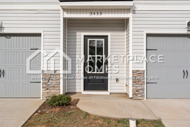 Building Photo - 3433 Briar Rose Ct