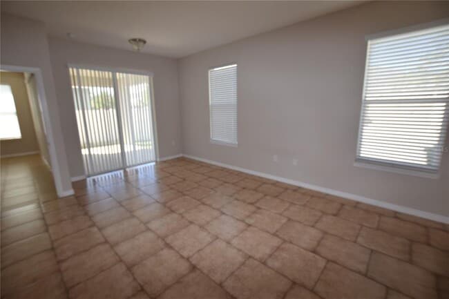 Building Photo - 2021 Beacon Landing Cir