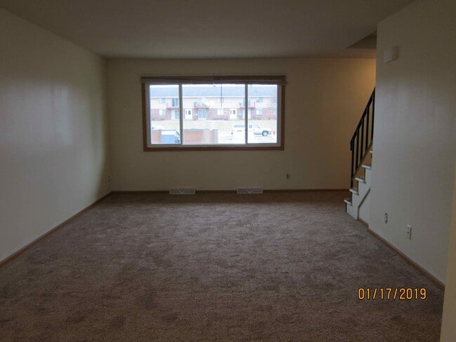 Building Photo - Completely Remodeled 3 Bedroom 3 bath townhome coming for JUNE move in.