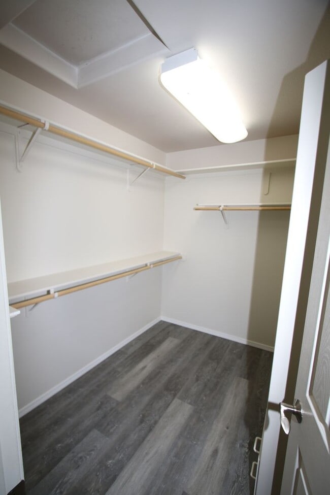 Building Photo - 3 Bedroom Condo in East Anchorage!