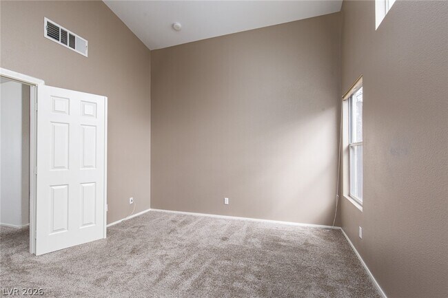 Building Photo - 256 Horizon Pointe Cir