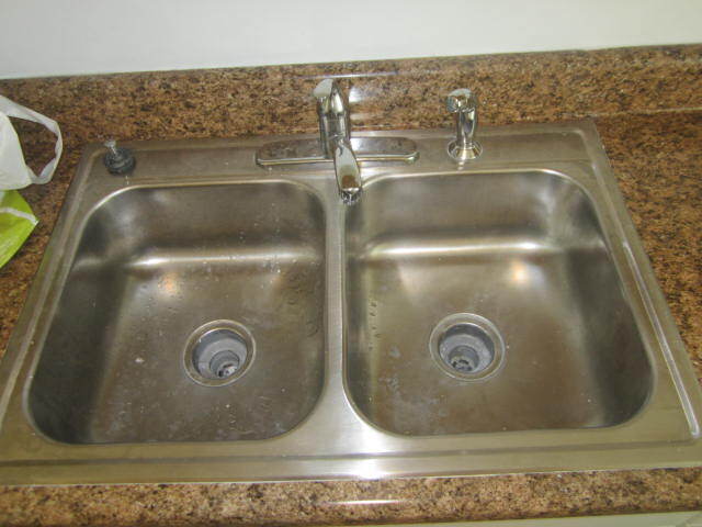 Building Photo - 313 SE 10th Ave