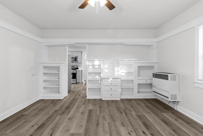 Interior Photo - 736-752 Olive Avenue