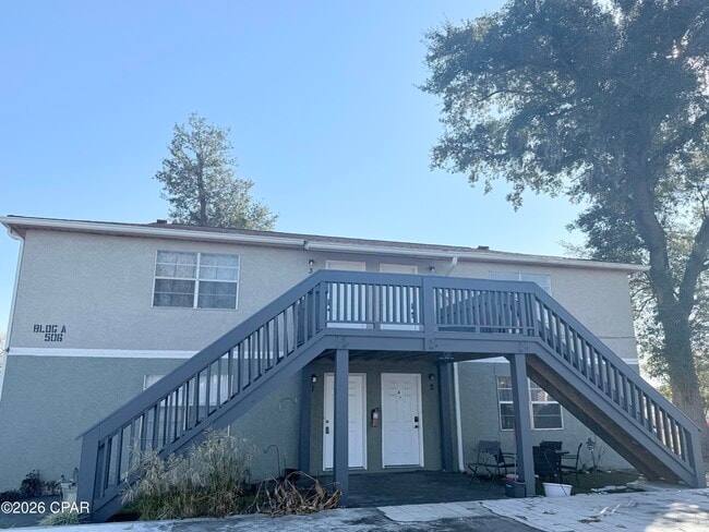 Building Photo - 506 N 11th St