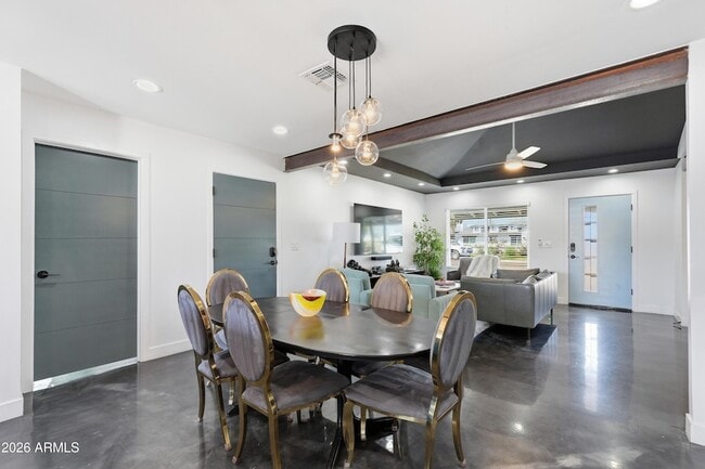 Building Photo - 2812 N 71st Pl