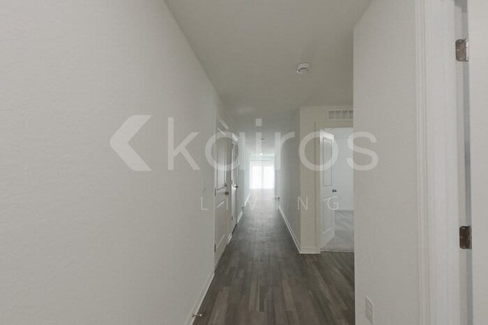 Building Photo - 3153 Jody St