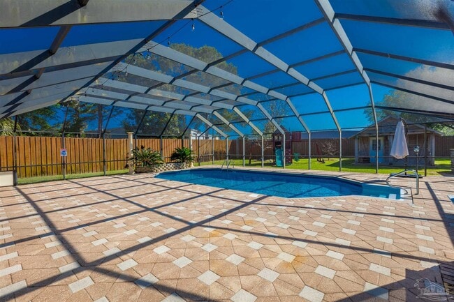 Building Photo - 400 Ridge Wood Cir