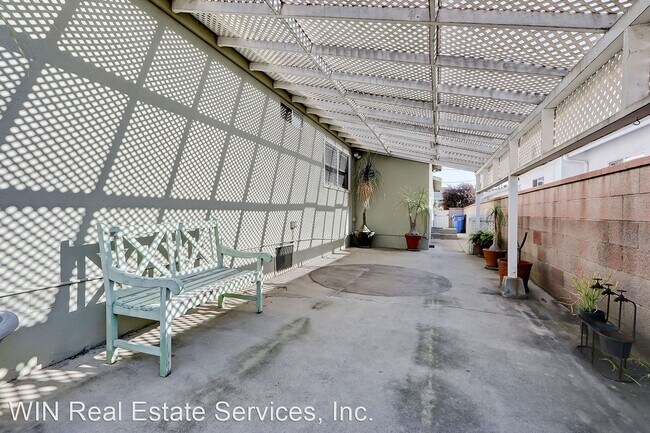 Building Photo - 3 br, 1.5 bath House - 1905 Curtis Ave