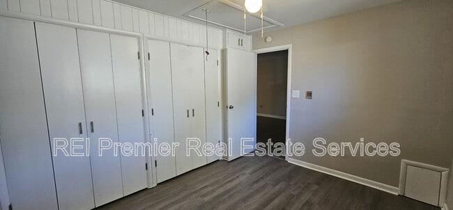 Building Photo - 1434 N Campbell Ave