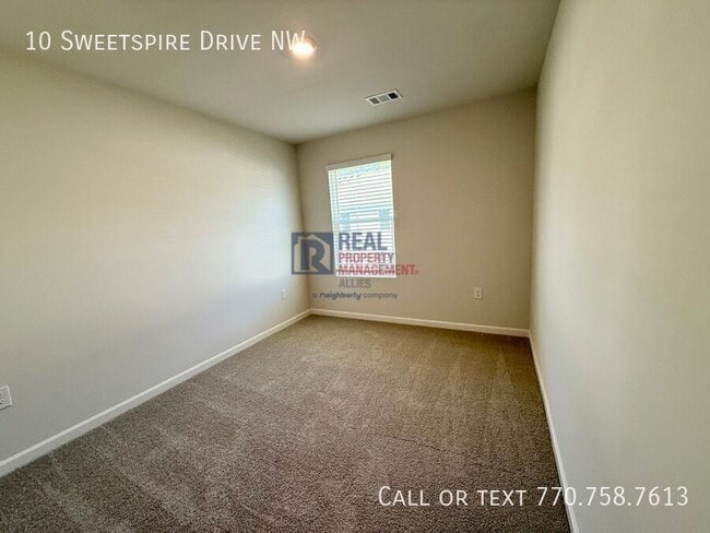 Building Photo - 10 Sweetspire Dr NW