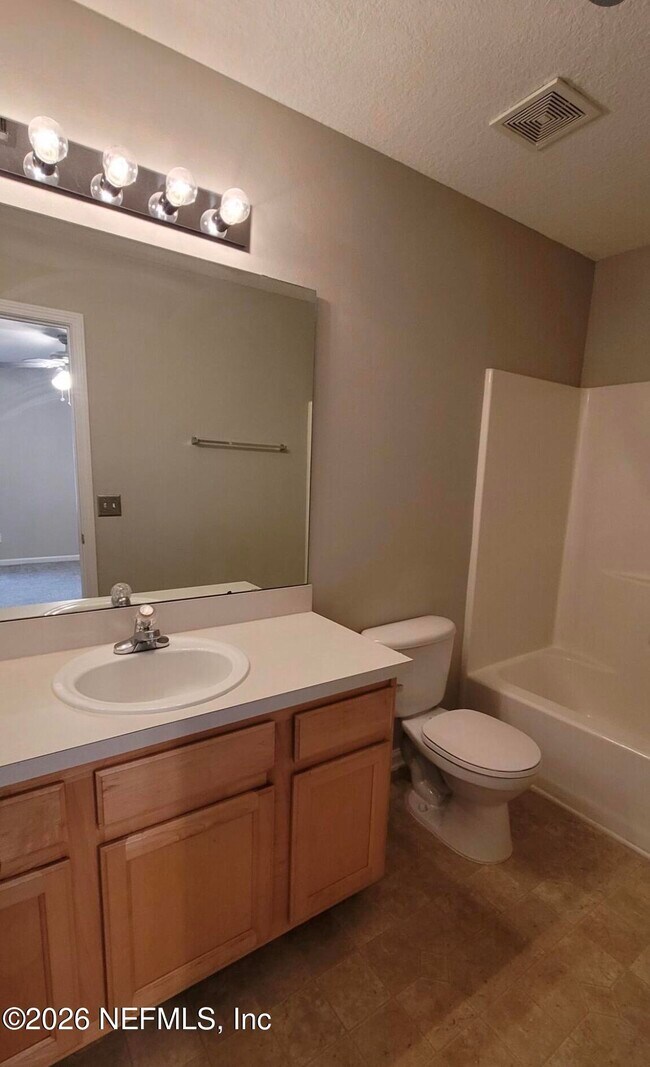 Building Photo - 505 Scrub Jay Dr