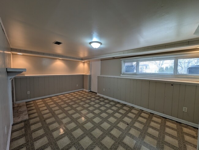 Building Photo - 4230 Lindley St