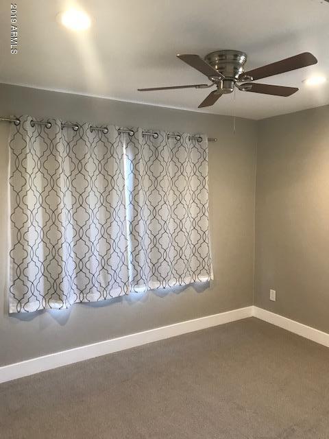 Building Photo - 1914 W Holly St