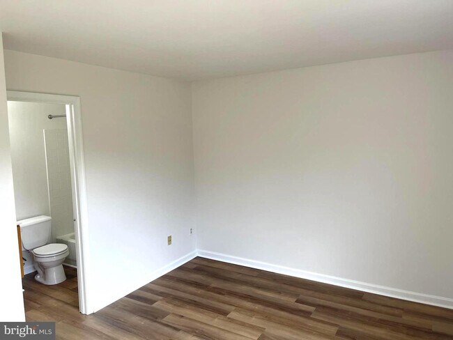 Building Photo - 14108 Autumn Cir