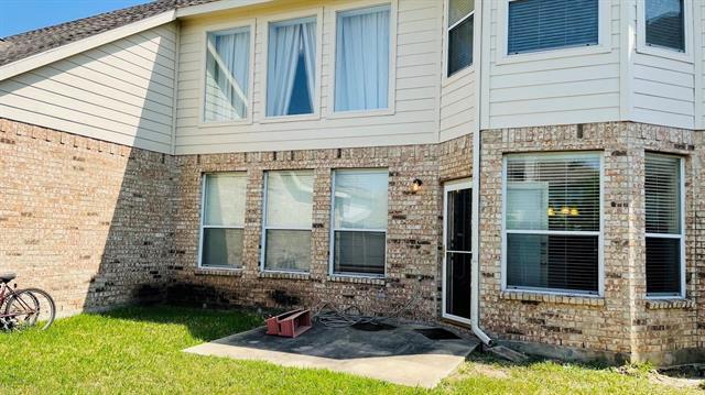 Building Photo - 3529 Aqua Springs Dr